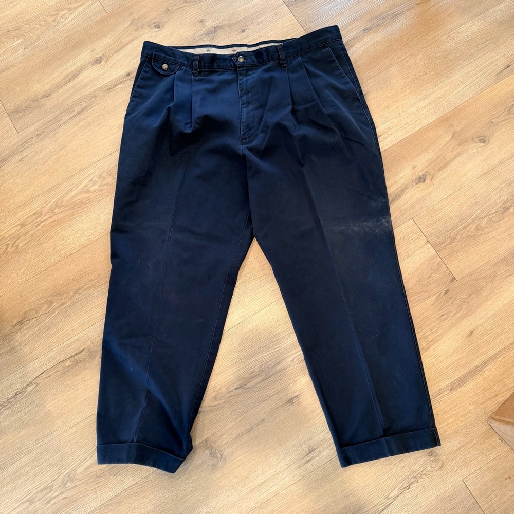 Dockers Pleated Blue Navy Khaki Pants. 42x30 - Picture 3 of 5